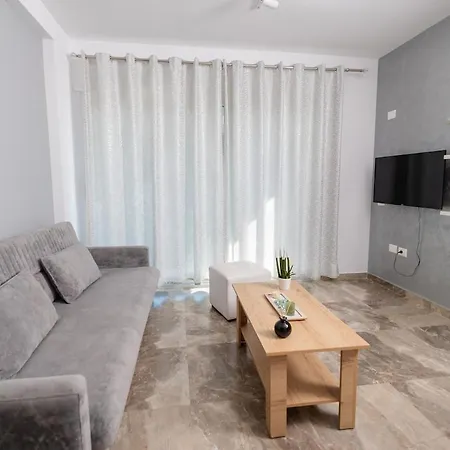 Lady 40 Sea View In Acqua Fredda, Vlore, By Alba Experience *